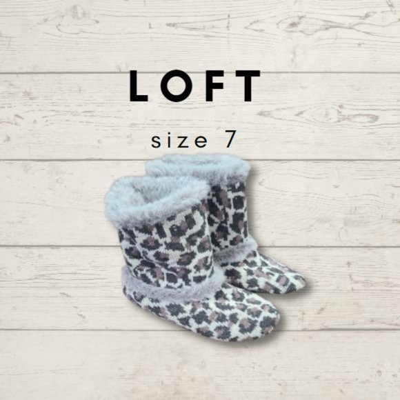LOFT Shoes - LOFT Animal Print Fur Slippers